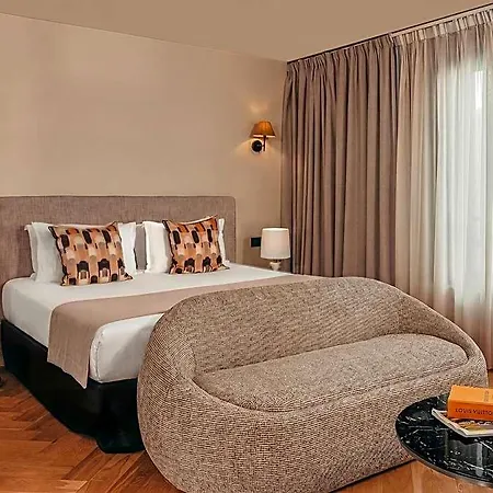 Le Rayz Vendome Hotel 4*